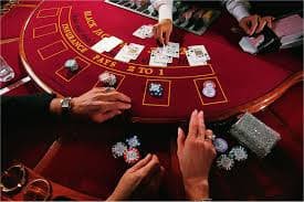 Three Card Poker live dealer table at vegas989